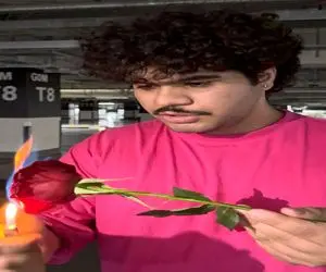 آواز شادیسم؛ آقاهه با گل آتیش رو لبهامه یه رقص آواره ای رفت قطع به یقین میپکی