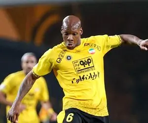 روز درخشان برایان دابو؛ سپاهان استقلال را 4 تایی کرد/ تاجیک‌ها نتوانستند نفس بکشند!