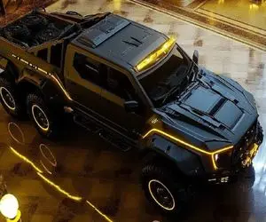 ماشین لوکس؛ جدیدترین جیپ با چرخ آجدار و موتور توربو از تیتانیوم و مس ساخته شده