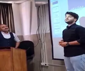 آواز احساسی؛ استاد به دانشجو گفت بخون غیبتاتو موجه میکنم خوند گفت تا آخر ترم نیا پاسی