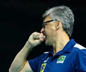 سرمربی تیم ملی برزیل در شرایط بحرانی