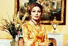 سفر به ایام قدیم ندیم؛ دست درازی فرح دیبا ازخود راضی به شاه مخلوع