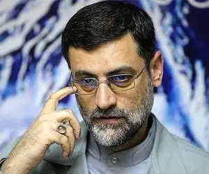 ( عکس) نامزد معروفی که با دخترش در انتخابات شرکت کرد