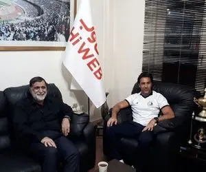 چرا فرهاد مجیدی دوباره ساکت شده؟