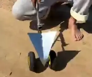 کشاورزی نوین؛ بیل شخم زن ساختن انگار اسباب بازیه بچه اس ولی کاربردشو دیدنی فَک میفته