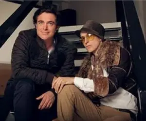 آواز احساسی/گلزار و پاشایی مرحوم با روز برفی سالن رو ترکوندن