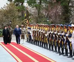 (تصاویر) استقبال رسمی رئیسی از لوکاشنکو در سعدآباد