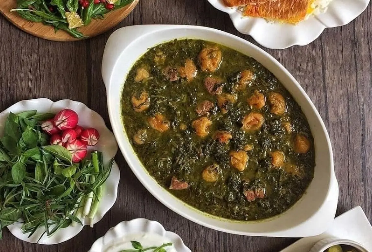 خورشت آلو اسفناج