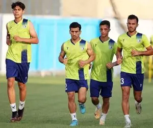 استقلال حتی برای تمرین هم بازیکن ندارد!