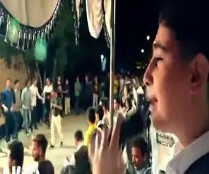 آواز محلی؛ پسر خوش صدا مجلس هزار نفری عروسی رو با بی معرفت زنگی بزن دست گرفته صف رقصو