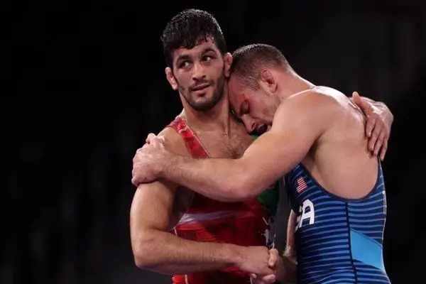 حسن یزدانی-دیوید تیلور