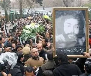آواز ماندگار؛ ناصر عبداللهی قبل مرگش بین هزاران نفر این آهنگ رو به همسرش تقدیم کرد