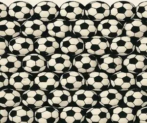 بازی فکری؛ پیدا کردن توپ فوتبال متفاوت کار دید عقابیه نه چشم عادی