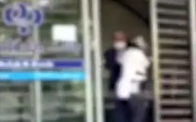 (ویدیو) ماجرای کتک زدن و بیرون انداختن زن جوان توسط کارمند بانک‌ رفاه