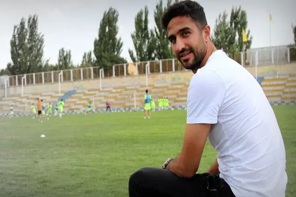 هادی محمدی بازیکن تراکتور