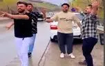 آواز محلی؛ حرکات موزون ادایی و پرنسسی چندتا پسر وسط جاده؛ چه افتخاریم میکنن به خودشون