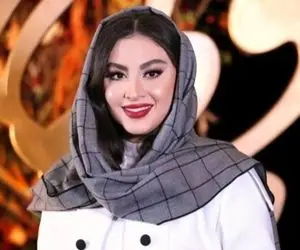 آواز محلی؛ مریم مومن رو ول میکنی رقص آذری میره تو همیچن جایی اونم نشسته