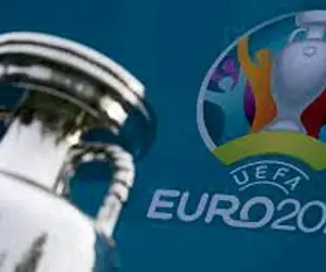 شادی گل عجیبی که خانم خبرنگار را ترساند!