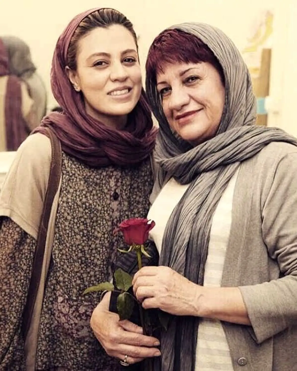 عکس-شیدا-خلیق-و-مادرش-ناهید-مسلمی32
