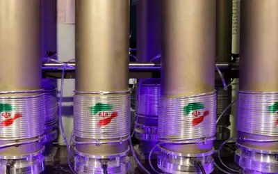 تکذیب توقف غنی‌سازی اورانیوم؛ برنامه هسته‌ای ایران ادامه دارد