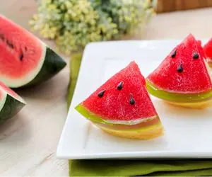 آموزش آشپزی؛ ژله هندوانه ای مخصوص شب یلدا 