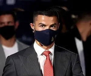 (ویدیو) حضور متفاوت رونالدو در مسابقات بزرگ بوکس عربستان