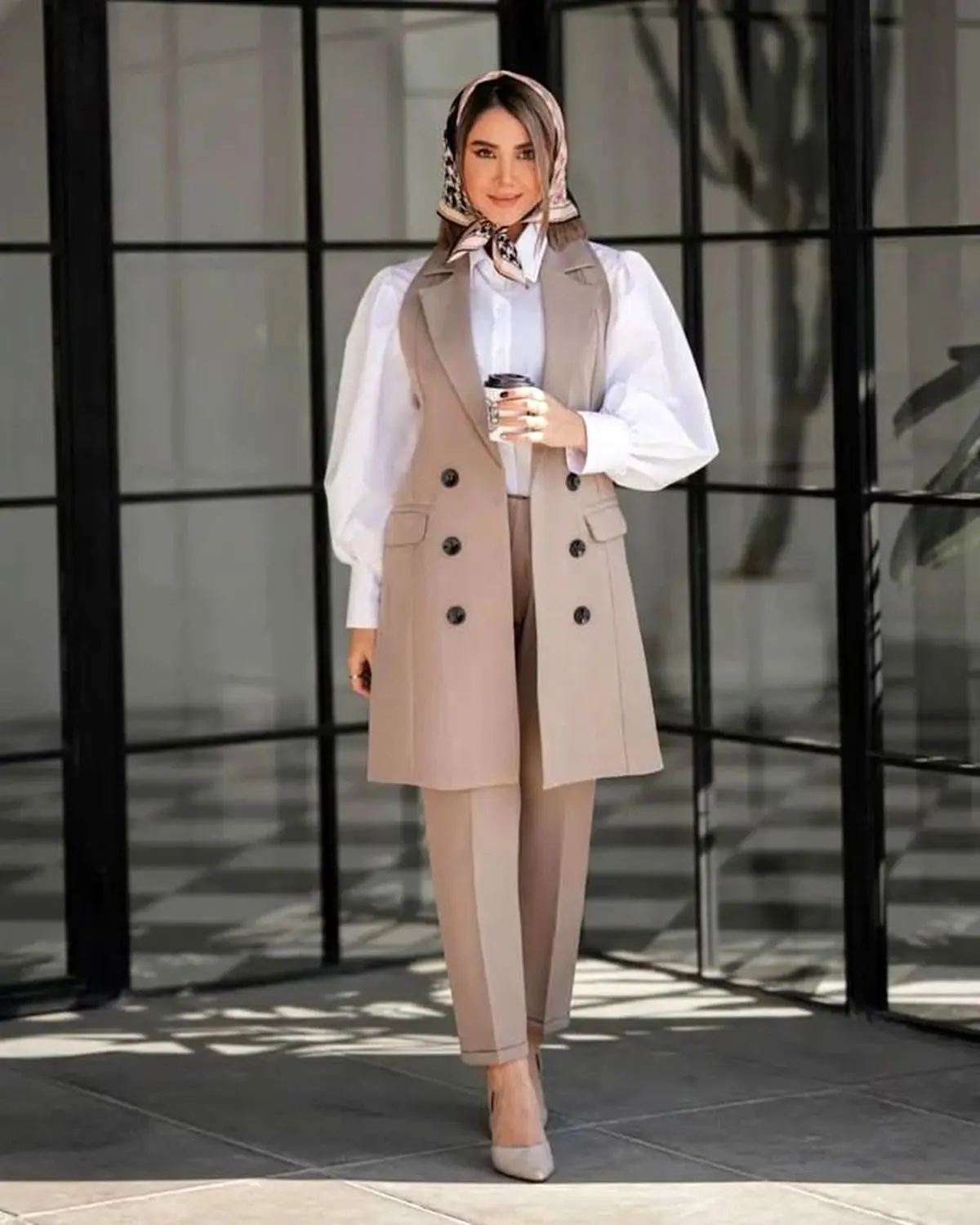 b19dbfa3e744a7ce93ca19fc682c23fc