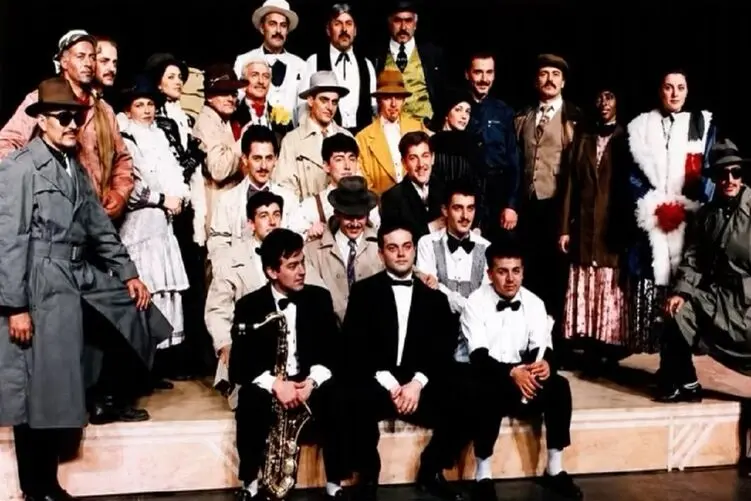 34 سال پیش آواز خوانی داوود رشیدی،مهدی هاشمی،فریماه فرجامی، منوچهر حامدی و لیلی رشیدی