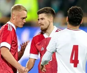 (عکس) تیپ عجیب هوادار روسیه در ورزشگاه آزادی!