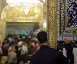 آواز جگرسوز؛ پسر بچه جوری سوز دار آمدم ای شاه پناهم بده رو تو حرم خوند دل سنگ آب میشه