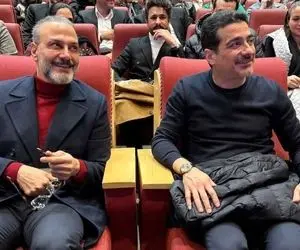 (ویدیو) وقتی همایون شجریان نشست پای کنسرت علیرضا قربانی