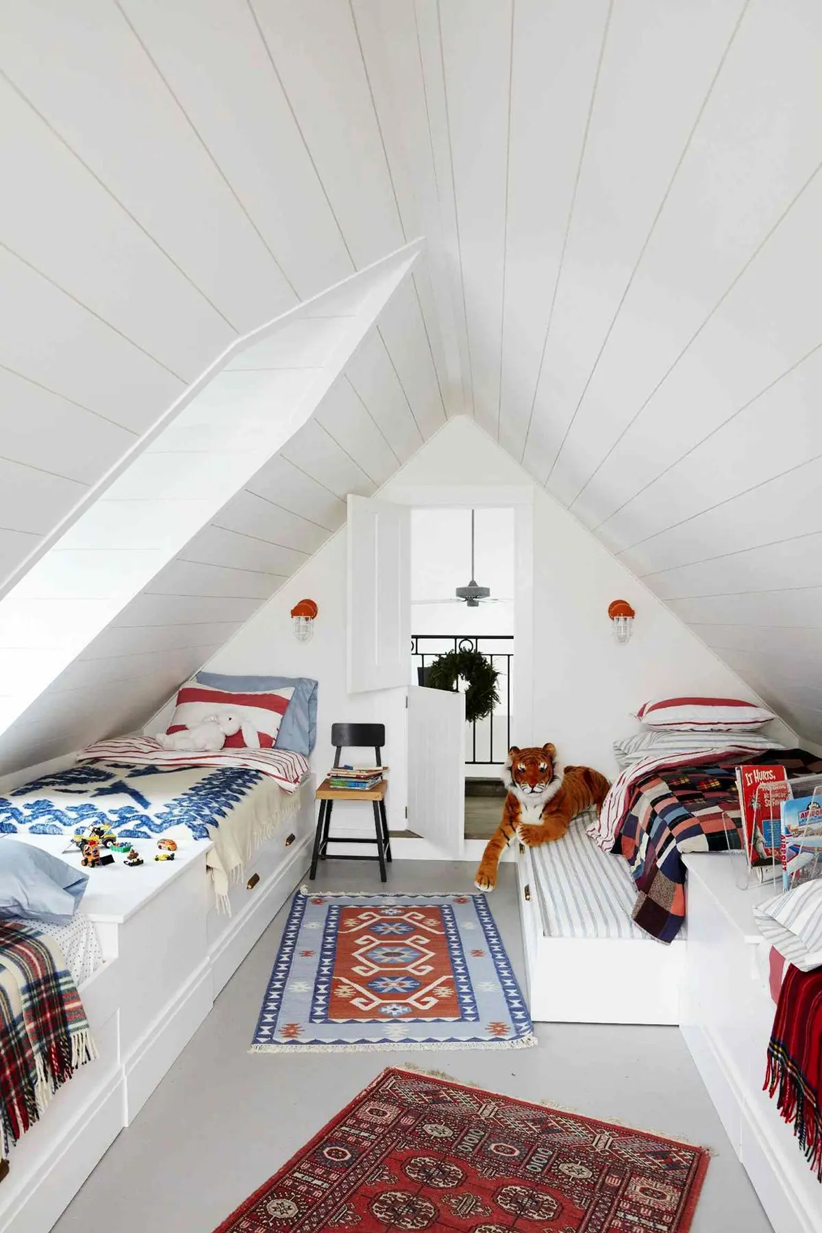attic-loft-farmhouse-built-in-bunks-trundle-beds-c075ad67-5c78e61235b64a639aff3a5de7075a0d