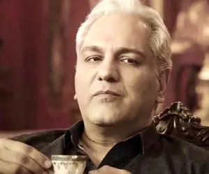 آواز شاد؛ مهران مدیری پای پدرش رو میکشه وسط میگه رقص پایین برره ای بریم کرکر خندست