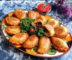 طرز تهیه پیراشکی گوشت مخصوص با یه خمیر نرم و لطیف