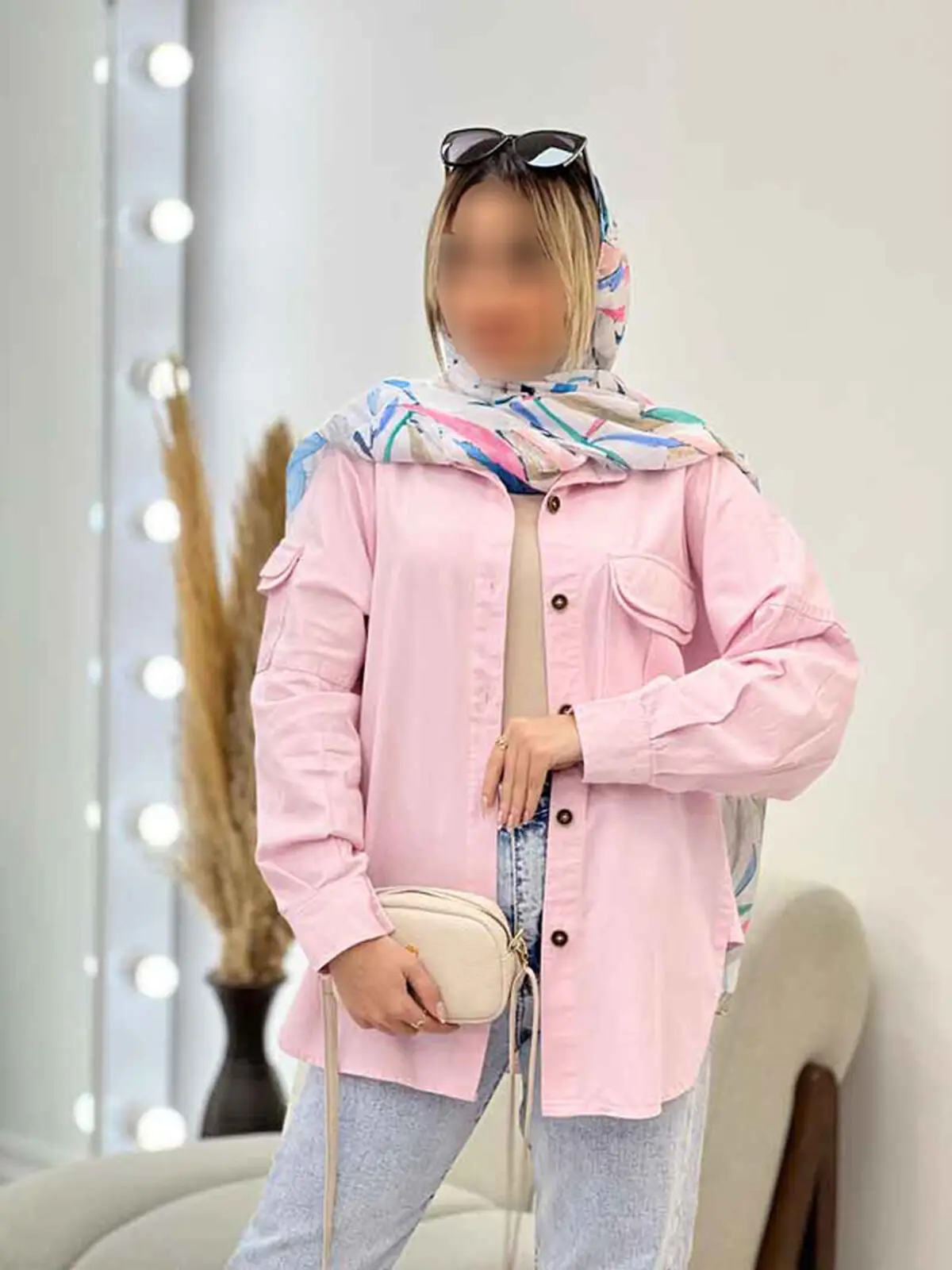 womens-short-linen-coat-model-7