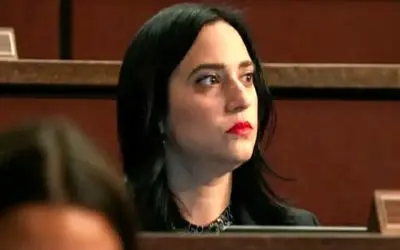 اسمین انصاری کیست؟ + زندگینامه