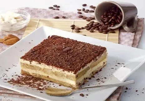 آموزش آشپزی؛ دسر ساده و خوشمزه یخچالی 