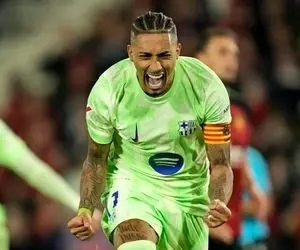 جنگ 2 ستاره بارسلونا برای تصاحب پی چی چی