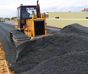 ماشین های پر شگفت؛ تجهیزات شگفتی که در هر نوبت یه اتوبان تهران کرج رو آسفالت می کنن