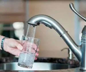 ایرانی‌ها چقدر آب مصرف می‌کنند؟!