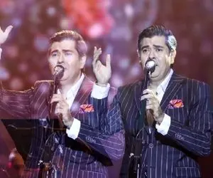 آواز پرطمطراق؛ سالار عقیلی تو کنسرت میخونه تویی تویی دنیای من دل همه عاشق هارو لرزوند