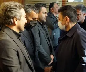 (عکس) حضور چهره‌های مشهور در مراسم ترحیم مادر میثاقی