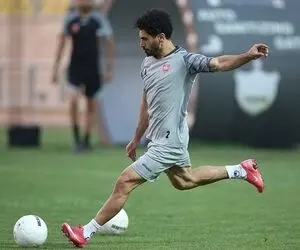 (عکس) استوری جالب کاپیتان پرسپولیس برای کوین یامگا