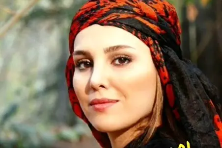 آواز محلی؛ آهنگ شاد لری یار یار که با روح و روان بازی میکنه قصه عشقشون قشنگترینه