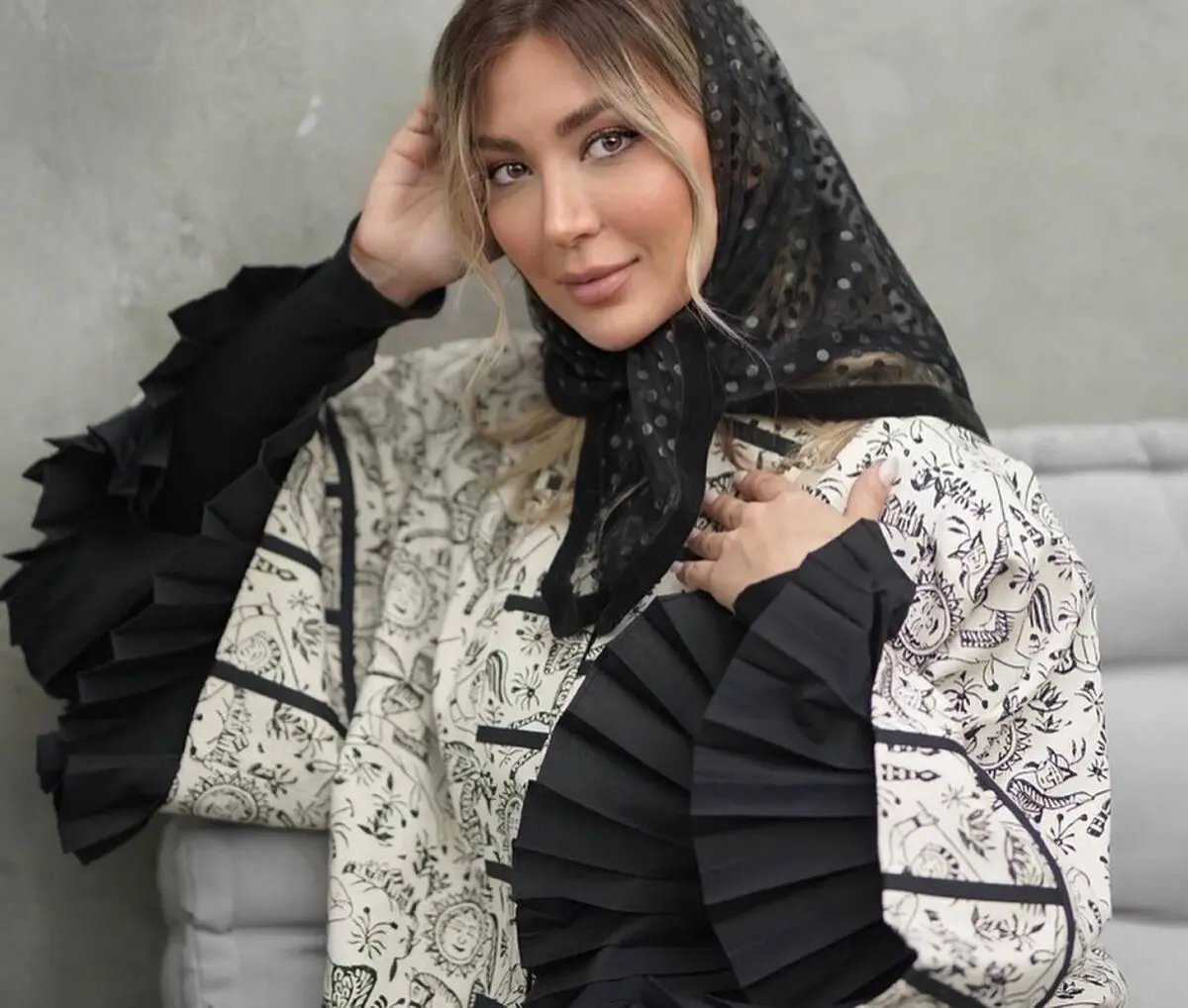 مینا مختاری