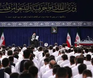 می‌گویند اجازه نمی‌دهیم فلان کشتی‌ از تنگه عبور کند، غلط زیادی است
