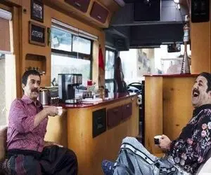 معماری خلاقانه؛ کمپر ارسطو رو بردن خارج سه طبقه کردن دور کلا شیشه انگار برخ خلیفه اس
