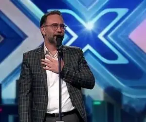 آواز احساسی؛ تماشاچی عصر جدید که یهو اومد خوند همه رو مات صدای بهشتیش کرد علیخانی رو