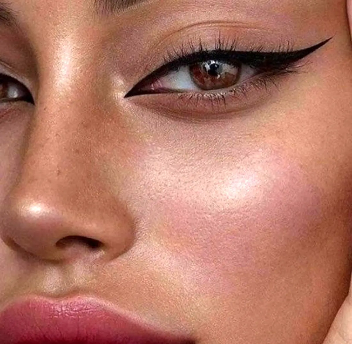 خط چشم مناسب چشم های حساس
