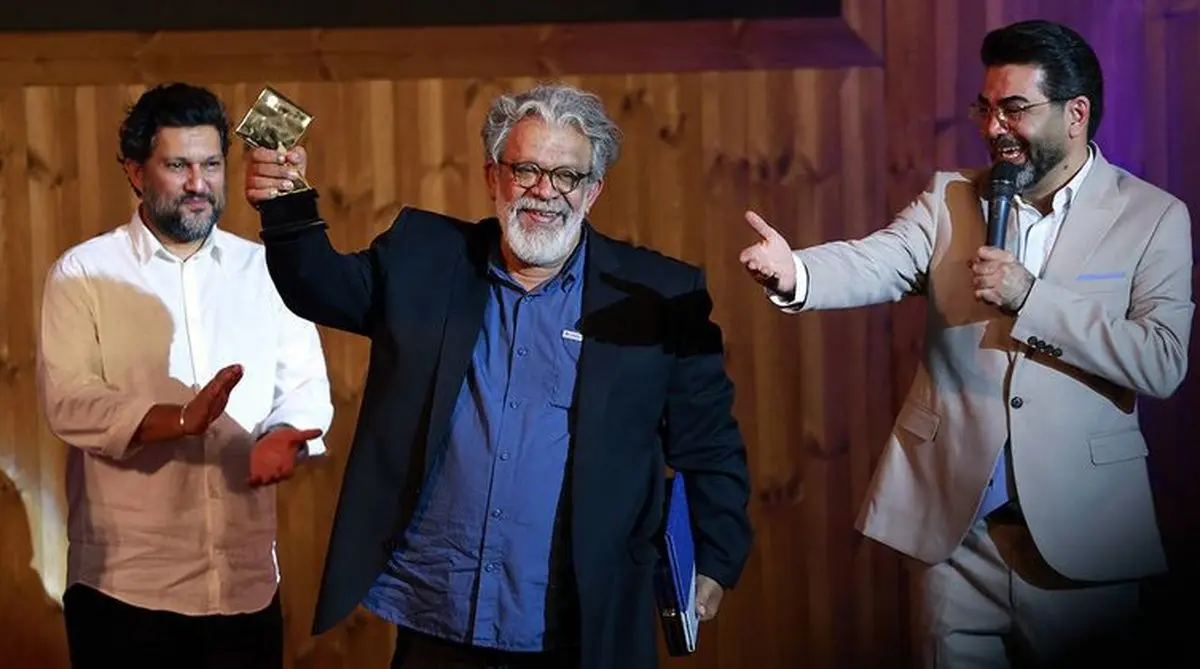 جشن+منتقدان